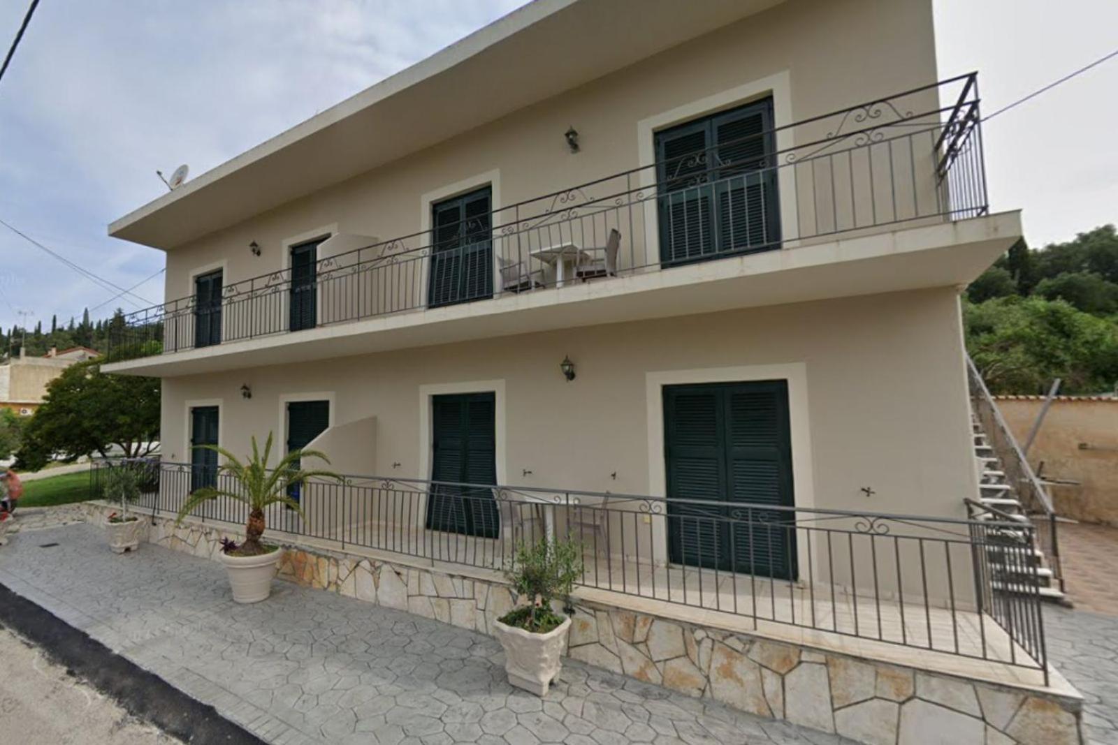 Georgia'S Apartments, Ipsos Corfu Exterior photo